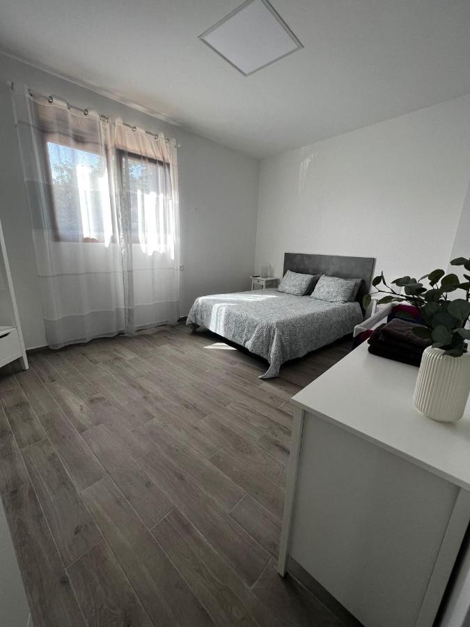 El Puente Holiday Home-Ii 8,1Kms Airport 因赫尼奥 外观 照片