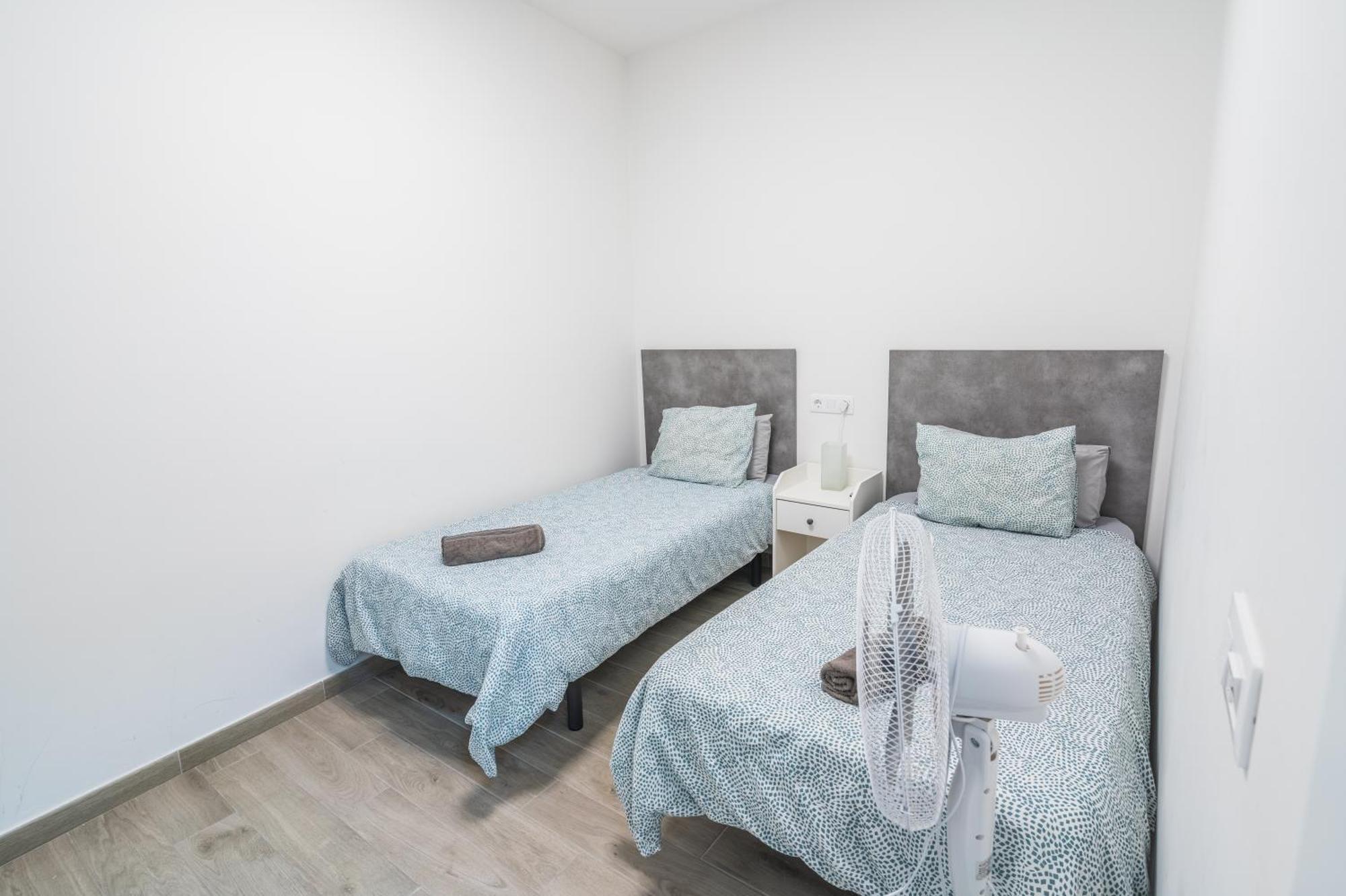 El Puente Holiday Home-Ii 8,1Kms Airport 因赫尼奥 外观 照片