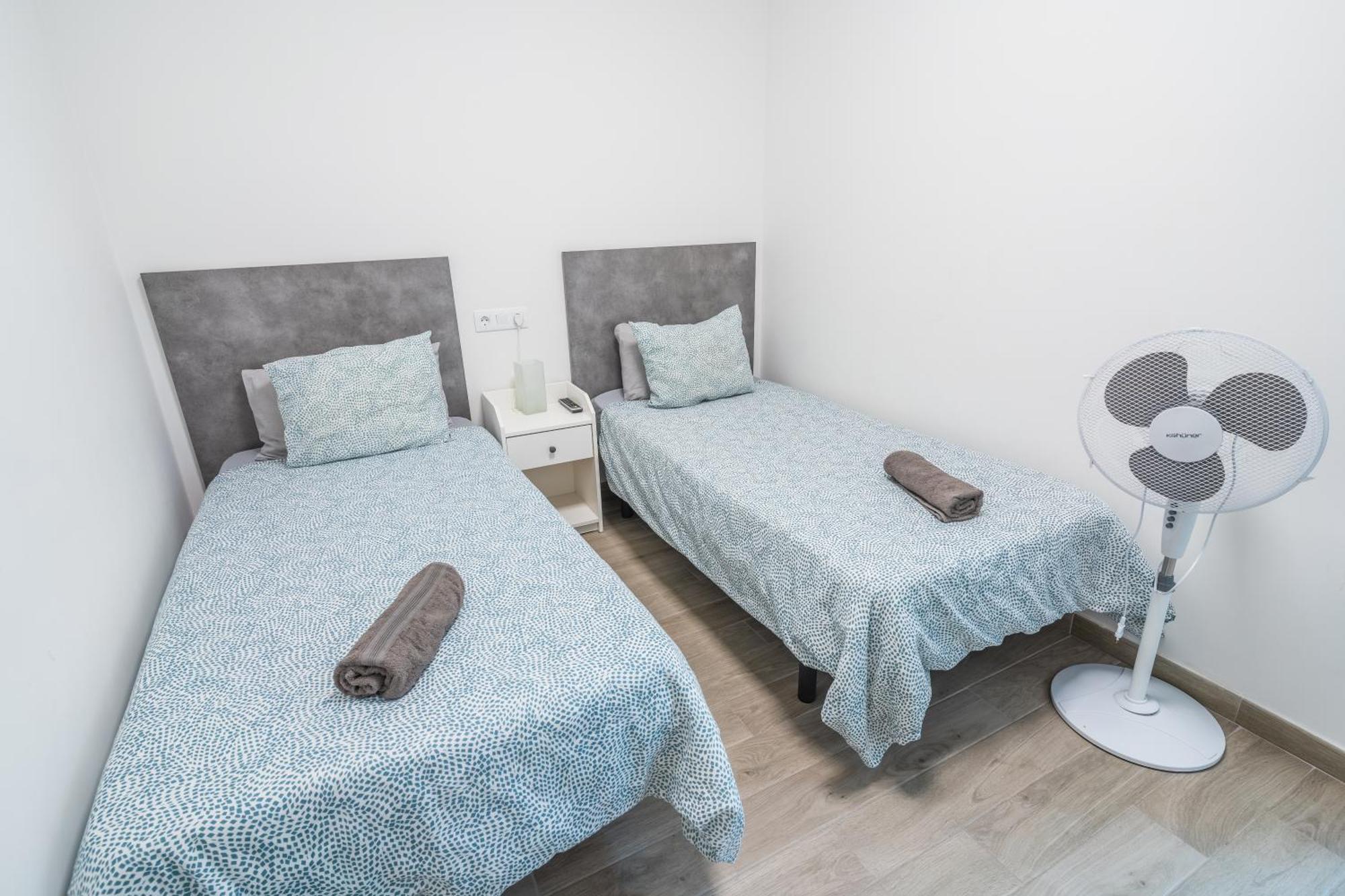 El Puente Holiday Home-Ii 8,1Kms Airport 因赫尼奥 外观 照片